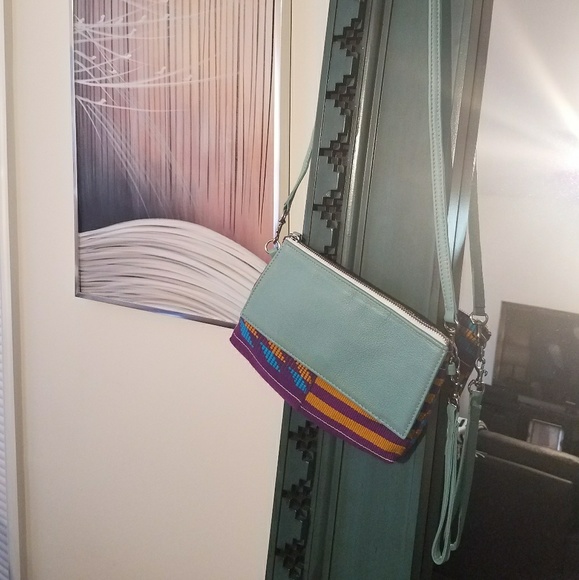 Authentic Kente Cloth Clutch - Picture 6 of 7